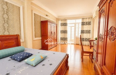 Chính chủ Bán nhà đẹp Full nội thất Mặt Tiền ĐS Lâm Văn Bền. Quận 7