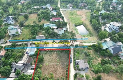 3.87 tỷ sở hữu Lô góc 700m2 có 100m2 ont, Trục Chính, sát nhà văn hóa, vị trí ngã tư trung tâm xã.