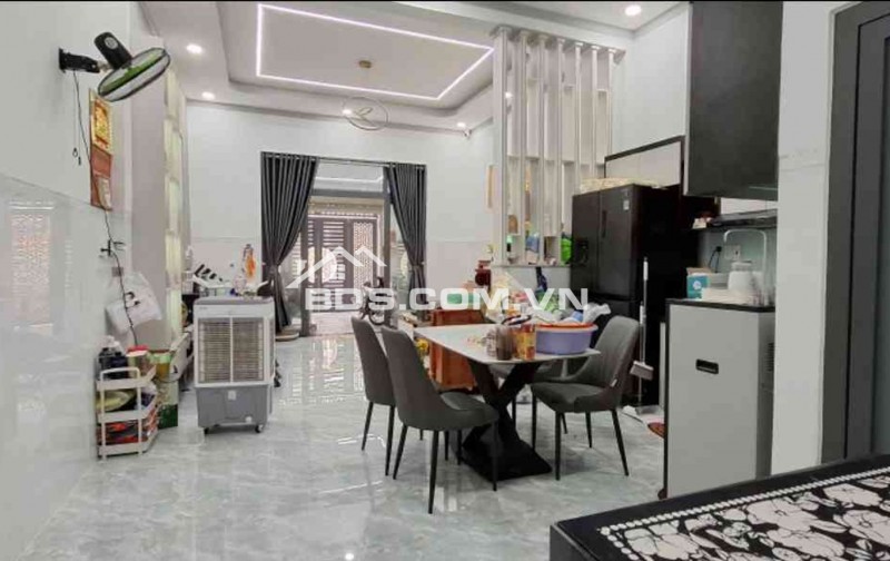 NHÀ ĐẸP DỌN VÀO Ở NGAY – NỘI THẤT CAO CẤP, CHỈ XÁCH VALI VỀ!