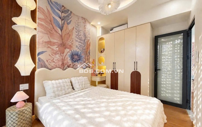 VILLA SÂN VƯỜN GẦN BIỂN THANH KHÊ – CHỈ 3 PHÚT ĐI BỘ RA BIỂN