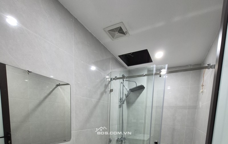 BÁN NHÀ 6.25 TỶ  4 TẦNG 81M2 CÓ THANG MÁY KHU ĐÔ THỊ HÒA VƯỢNG