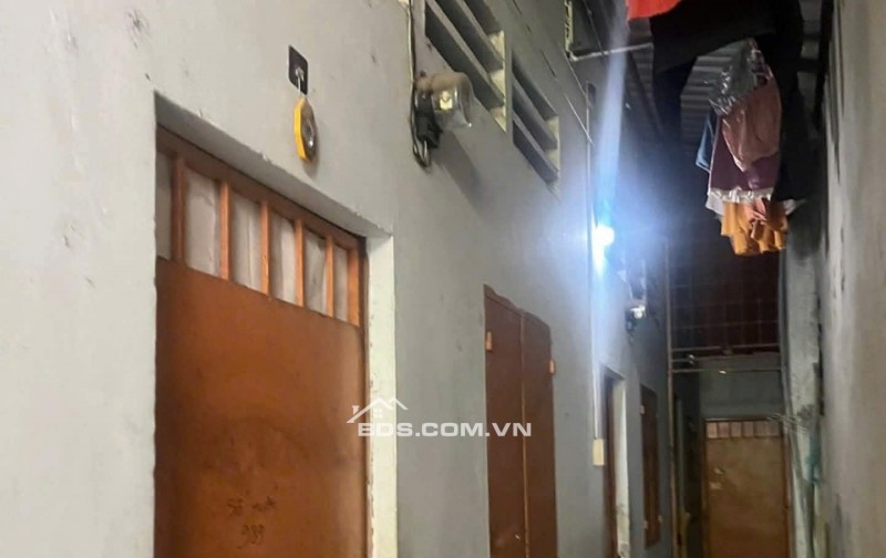 DÃY TRỌ MẶT TIỀN 2 LẦU CÓ SẴN DÒNG TIỀN.ĐẦY ĐỦ TIỆN ÍCH XUNG QUANH
