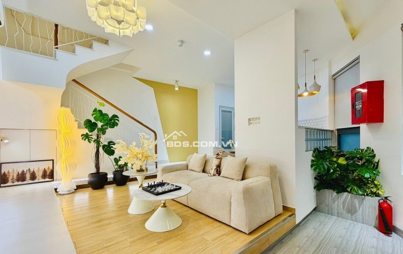 NHÀ ĐẸP GÒ VẤP - SÁT ĐẠI HỌC CÔNG NGHIỆP