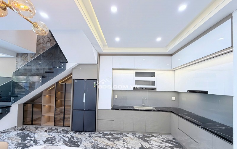 Bán Nhà View Biển Gần Mikazuki – 4 Tầng – Trần Bích San
