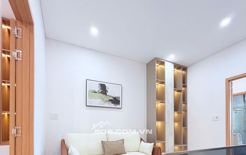 Bán Nhà View Biển Gần Mikazuki – 4 Tầng – Trần Bích San
