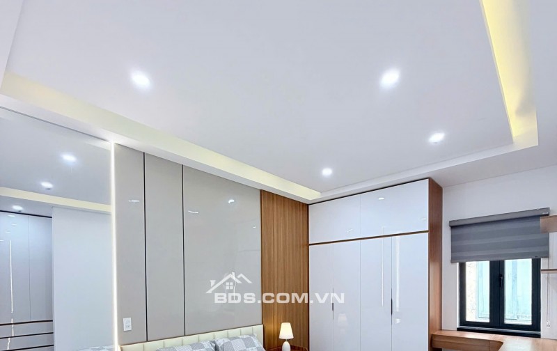 Bán Nhà View Biển Gần Mikazuki – 4 Tầng – Trần Bích San