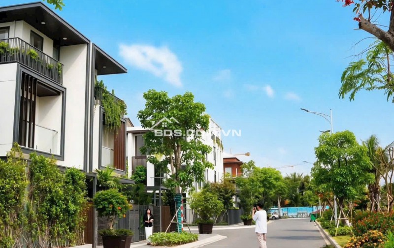 NHÀ PHỐ SỔ HỒNG RIÊNG – TRỤC LƯƠNG HÒA, BÌNH CHÁNH CHỈ 500TR