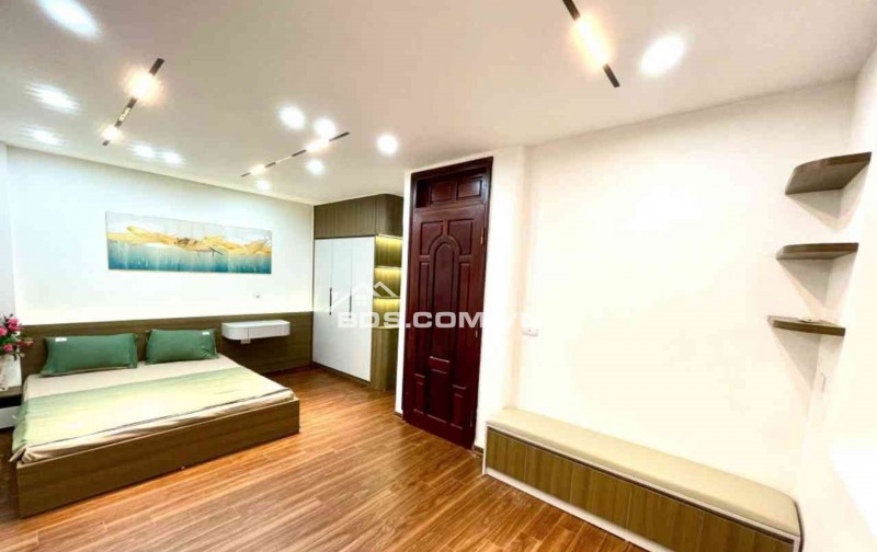 Bán nhà cạnh bệnh viện huyện, trường học, nhà mới tinh , chỉ việc xách vali vào ở ngay