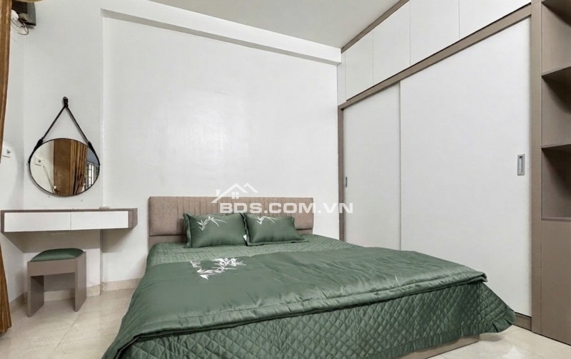 Bán nhà cạnh bệnh viện huyện, trường học, nhà mới tinh , chỉ việc xách vali vào ở ngay