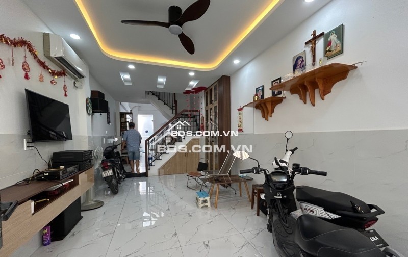 Sở hữu nhà riêng Nguyễn Văn Đậu, quận Bình Thạnh chỉ với chưa tới 9 tỉ