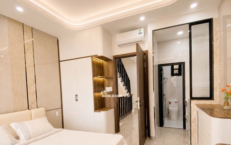 NHÀ ĐẸP GÒ VẤP - SÁT ĐẠI HỌC CÔNG NGHIỆP