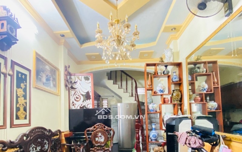  TÀI CHÍNH NHỎ hơn 4₫ - KIM GIANG, NHÀ DÂN XÂY 2 THOÁNG TRƯỚC SAU, NGÕ NÔNG GẦN PHỐ, 20m Ô TÔ TRÁNH!