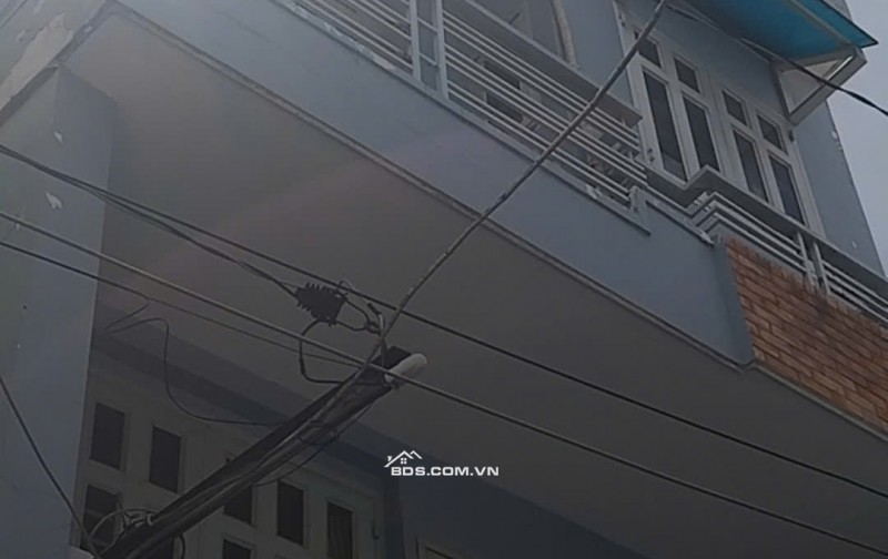  BÁN NHÀ HẺM PHÚ THỌ HÒA – NGAY CHỢ VẢI – 3 TẦNG – CHỈ 5 TỶ