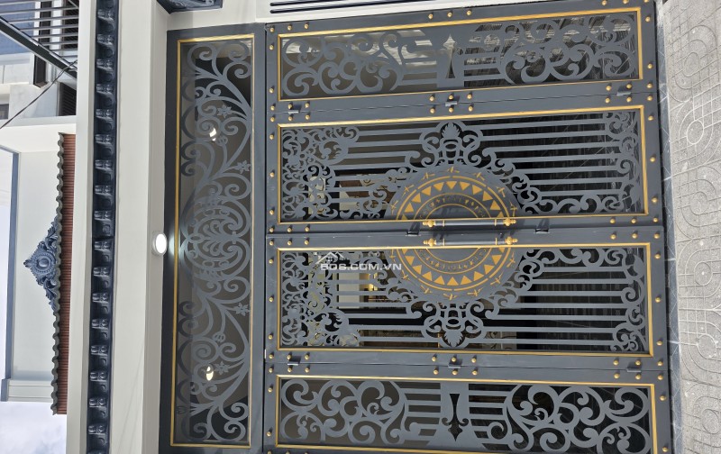 CHÍNH CHỦ CẦN BÁN NHÀ MẶT TIỀN 80M² TÂN XUÂN, SHR , 5.2 TỶ. LH:0909635789.