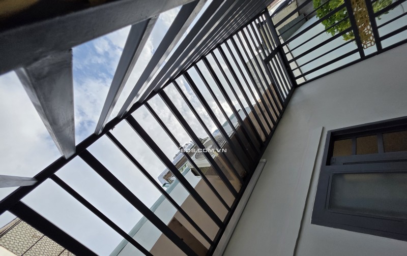 CHÍNH CHỦ CẦN BÁN NHÀ MẶT TIỀN 80M² TÂN XUÂN, SHR , 5.2 TỶ. LH:0909635789.