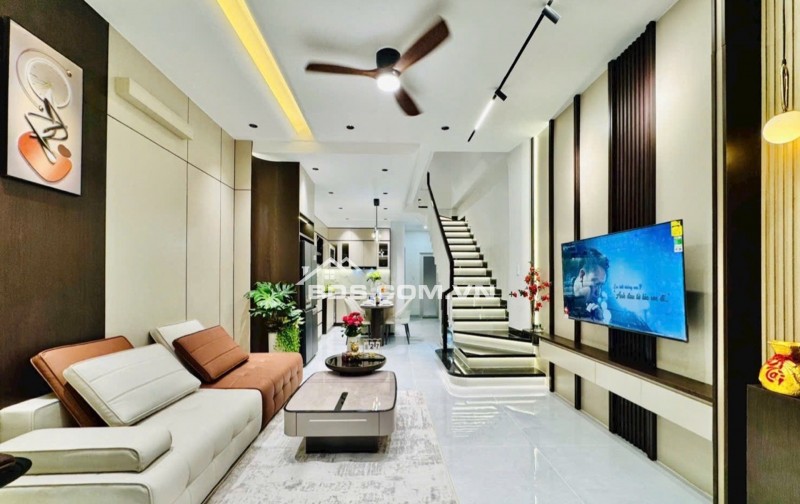 CHỦ GIẢM GẦN 1 TỶ – CHDV DÒNG TIỀN – XE HƠI VÀO NHÀ – XÔ VIẾT NGHỆ TĨNH – THÔNG CÔNG VIÊN TẦM VU 