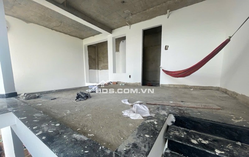 Cần bán nhà mới xây 3 tầng Tam Hiệp hẽm 8m di chuyển thoải mái