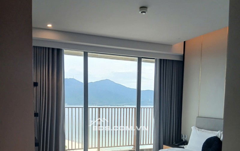 Chỉ 2,8 tỷ - Căn hộ view biển Mỹ Khê - Dòng tiền 25tr/tháng - Soleil Đà Nẵng