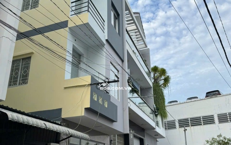 BÁN HOẶC CHO THUÊ NHÀ 2B/5 ĐƯỜNG SỐ 10, PHƯỜNG PHÚ LÂM TP.HCM. LH: 0938358990, 0908535558