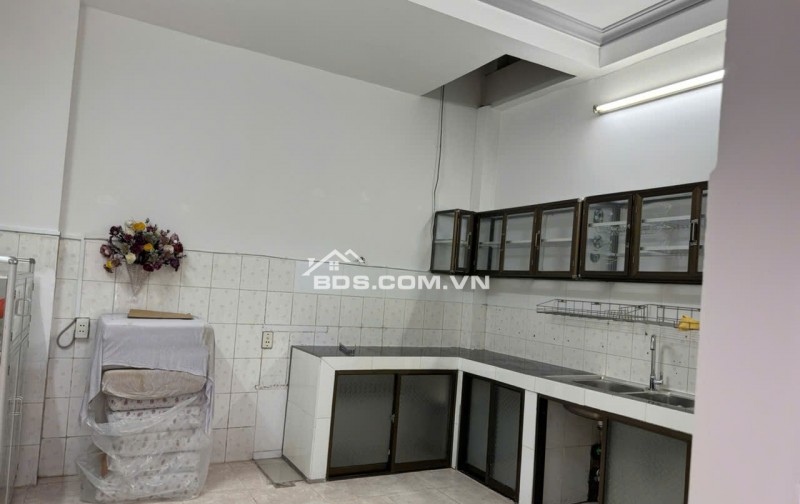 BÁN HOẶC CHO THUÊ NHÀ 2B/5 ĐƯỜNG SỐ 10, PHƯỜNG PHÚ LÂM TP.HCM. LH: 0938358990, 0908535558