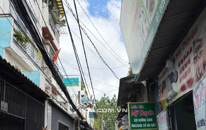 BÁN NHÀ 237/33/10 PHẠM VĂN CHIÊU, GÒ VẤP. HẺM THÔNG 3M, SHR, 3,7 TỶ. LH:0983552799.
