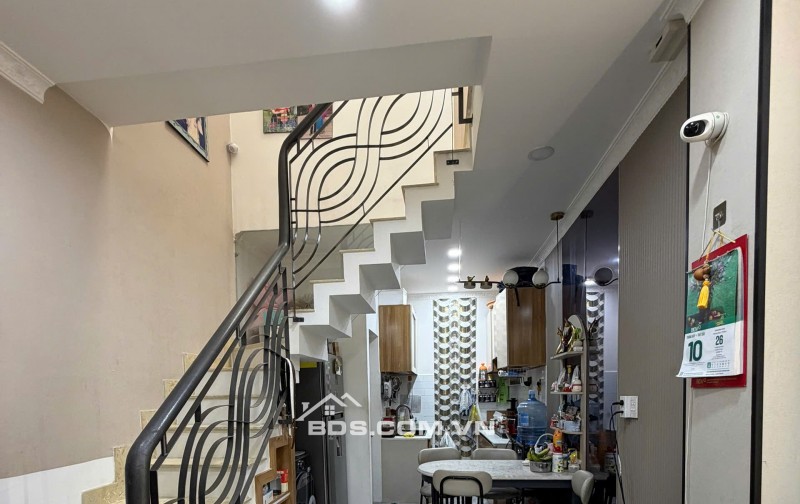 BÁN NHÀ 237/33/10 PHẠM VĂN CHIÊU, GÒ VẤP. HẺM THÔNG 3M, SHR, 3,7 TỶ. LH:0983552799.
