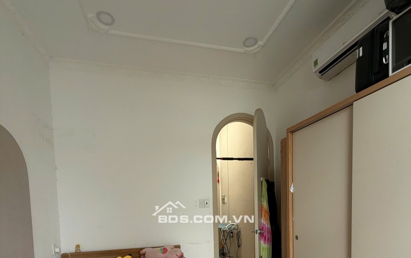BÁN NHÀ 237/33/10 PHẠM VĂN CHIÊU, GÒ VẤP. HẺM THÔNG 3M, SHR, 3,7 TỶ. LH:0983552799.