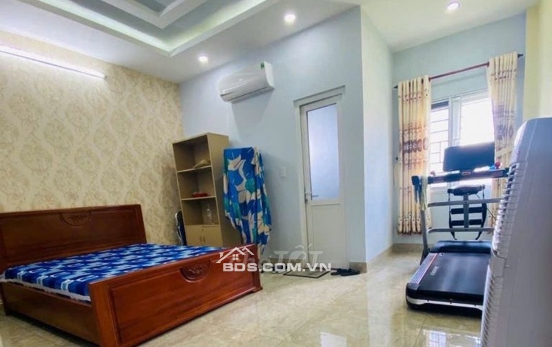 CƠ HỘI SỞ HỮU NHÀ MẶT TIỀN GIÁ TỐT Nhà 1 trệt 2 lầu, DT 67m² (4 x 16.5m), 3PN, xây kiên cố, vào ở ngay.