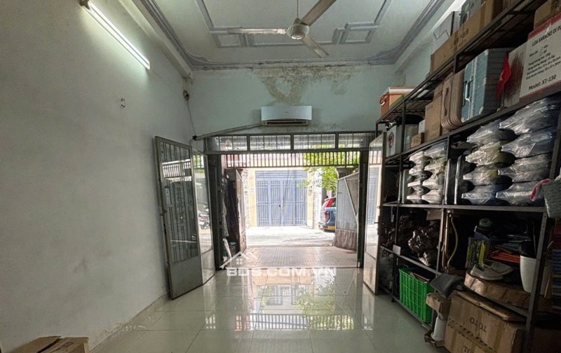 Bán Nhà Làm Văn Phòng Kho 80M2 Hòa Bình Tân Phú - Hẻm Xe Tải - 11.2 Tỷ