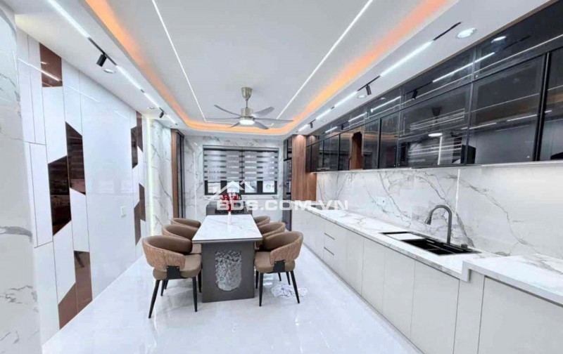 Bán Nhà Hẻm 12M Như Mặt Tiền Lê Văn Quới 82M2 6 Tầng Thang Máy 450KG - 14.6 Tỷ