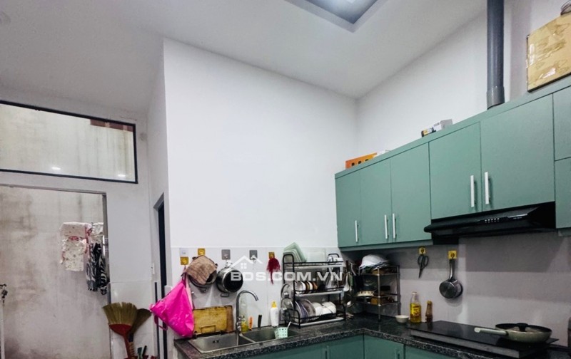 NHÀ VỊ TRÍ ĐẸP, HẺM 6M THÔNG, PHÙ HỢP VỪA Ở VỪA KINH DOANH,
