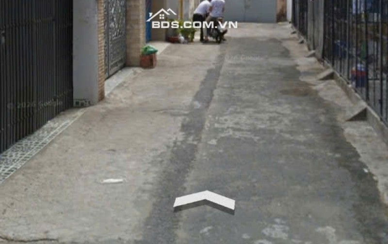 HÀNG SIÊU HIẾM NGAY NGÃ TƯ THỦ ĐỨC – Ô TÔ ĐỂ TRONG NHÀ