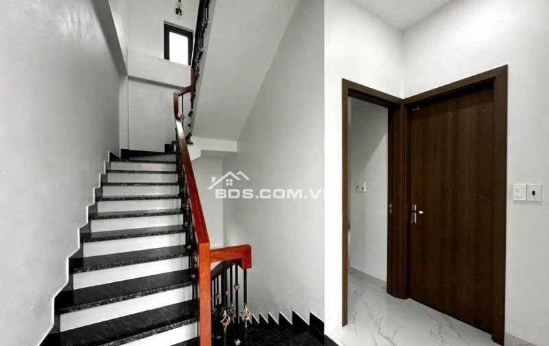 NHÀ MỚI TINH - CẦN BÁN 2 CĂN NHÀ 4 TẦNG GẦN KĐT TÂN PHÚ HƯNG