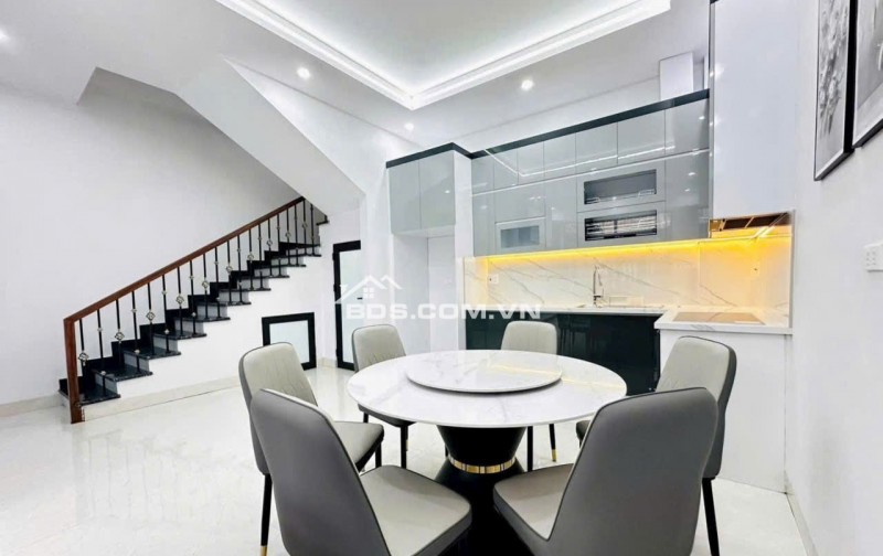 NHÀ MỚI TINH - CẦN BÁN 2 CĂN NHÀ 4 TẦNG GẦN KĐT TÂN PHÚ HƯNG