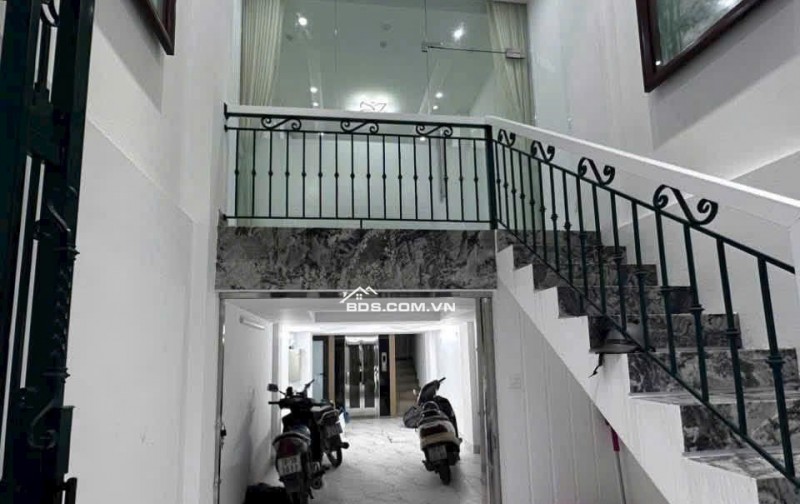  CHO THUÊ NHÀ MỚI -ĐẦU NGÕ PHỐ KHÂM THIÊN - GIÁ THƯƠNG LƯỢNG