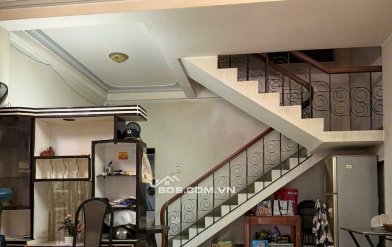  BÁN NHÀ MẶT TIỀN TÂN THỚI NHÌ - 410M² - VƯỜN CÂY ĂN TRÁI - SÂN ĐẬU 4 Ô TÔ .