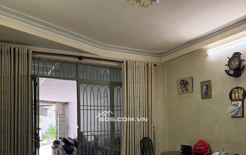  BÁN NHÀ MẶT TIỀN TÂN THỚI NHÌ - 410M² - VƯỜN CÂY ĂN TRÁI - SÂN ĐẬU 4 Ô TÔ .