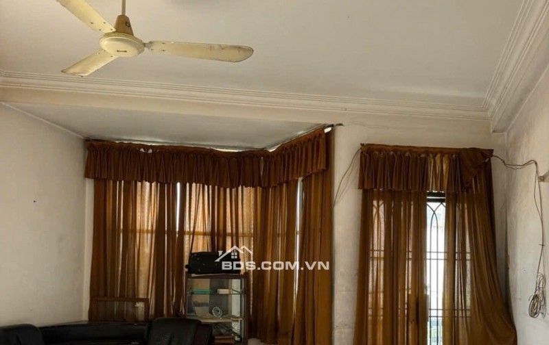  BÁN NHÀ MẶT TIỀN TÂN THỚI NHÌ - 410M² - VƯỜN CÂY ĂN TRÁI - SÂN ĐẬU 4 Ô TÔ .