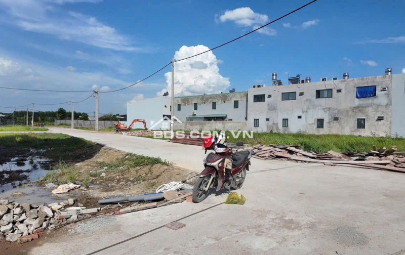 Giá chỉ bằng 1/2 TĐC Bửu Long .Dành cho Anh Chị sẵn 300 - 400 triệu đây rồi ạ!