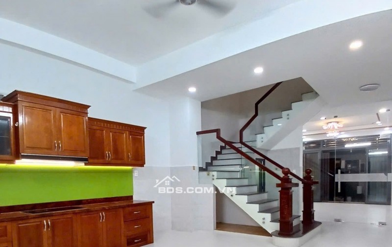 BÁN NHÀ 4 TẦNG GẦN AEON TÂN PHÚ - 5X17 (84M2) - SHR CHỈ 7,8TỶ. LH:0906108070.
