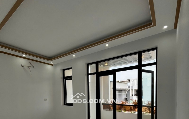 MUA NHÀ PHỐ TẠI CẦN ĐƯỚC - TẶNG NGAY GÓI THIẾT KẾ NỘI THẤT TRỊ GIÁ 100TR. LH:0344069492.