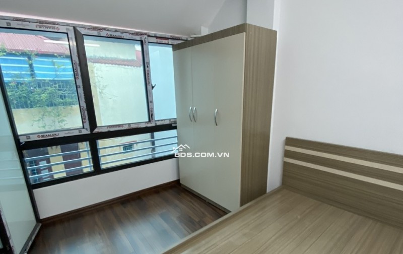 Cho thuê Căn Chung cư mini 1N1K tại ngõ 116 Phan Kế Bính, Cống Vị, Ba Đình. Chỉ 6.5tr