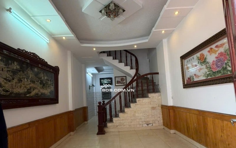 BÁN NHÀ 1.97 TỶ 3 TẦNG 45M2 ( HƯỚNG ĐÔNG ) NGÕ ĐIỆN BIÊN