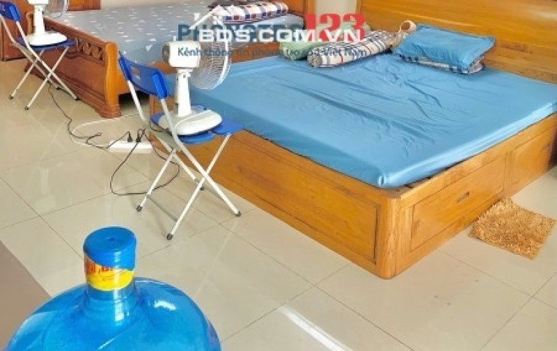 Cần 1 Nam ở ghép phòng 55m2, hiện đang có 2 nam ở, giá 2 triệu, đầy đủ tiện nghi, an ninh, yên tĩnh