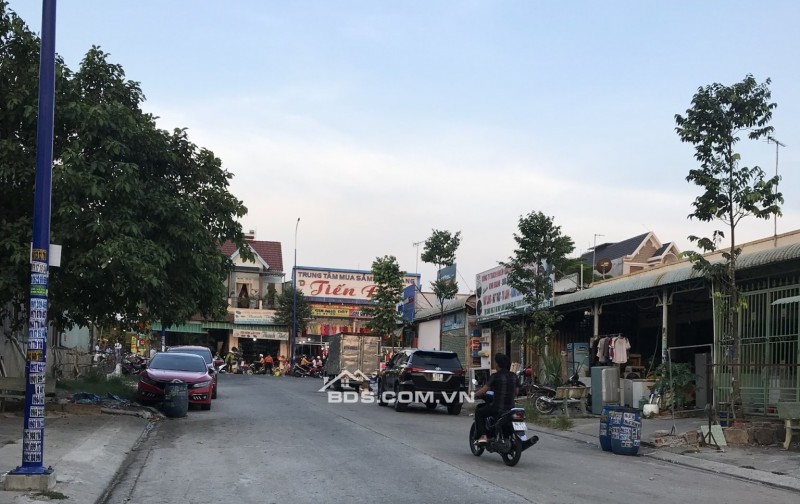 CHỦ NGỘP BÁN RẺ LÔ ĐẤT 250M2 NGAY TRƯỜNG HỌC - CHỢ VÀ KCN GIÁ CHỈ 340TR