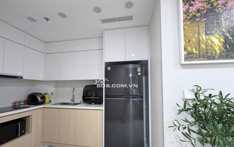 Skyline Westlake - Cho thuê 2PN - 90m2 tầng trung, đồ cơ bản chỉ 1x triệu/tháng. LH: 0368222800