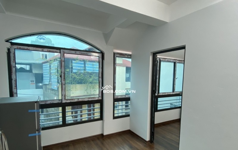 Cho thuê Căn Chung cư mini 1N1K tại ngõ 116 Phan Kế Bính, Cống Vị, Ba Đình. Chỉ 6.5tr