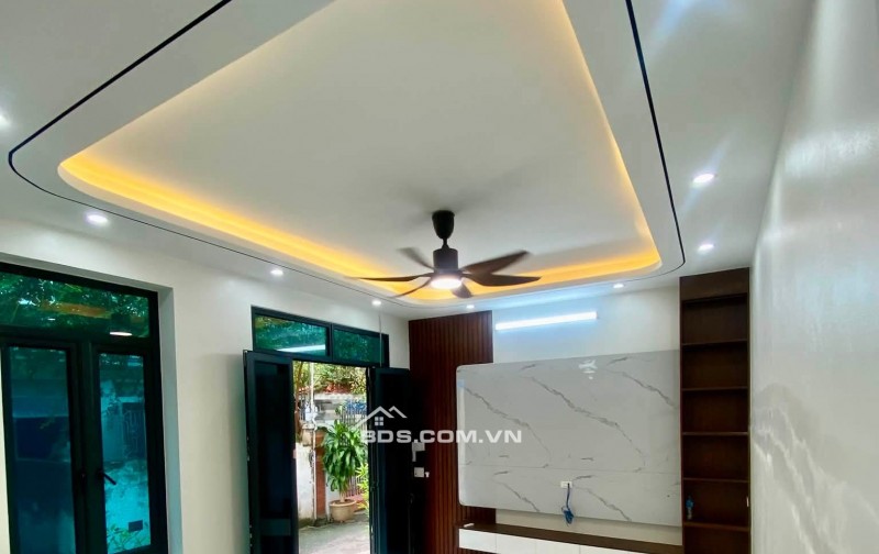 BÁN NHÀ ĐẸP 1.95 TỶ 3 TẦNG 40M2 TAXI ĐỖ CỬA NGÕ TRẦN HUY LIỆU