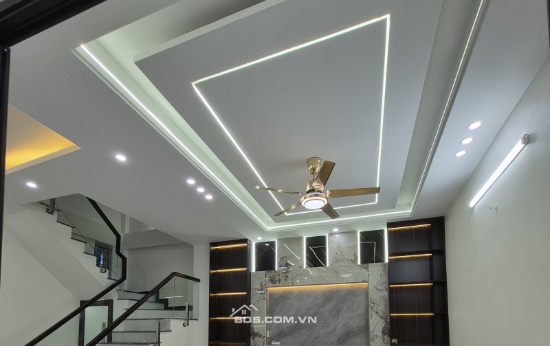 BÁN NHÀ ĐẸP 2.45 TỶ 3 TẦNG 45M2 NGÕ CỰC NGẮN ĐƯỜNG TRƯỜNG CHINH