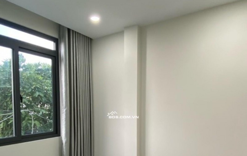 Nhà 3 tầng 54m2, 3PN, 3WC, hẻm 4m sát mặt tiền Phạm Văn Chiêu. Liên hệ ngay